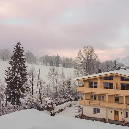 Apartmán Alte Bildhauerei Aurach bei Kitzbuehel Exteriér fotografie