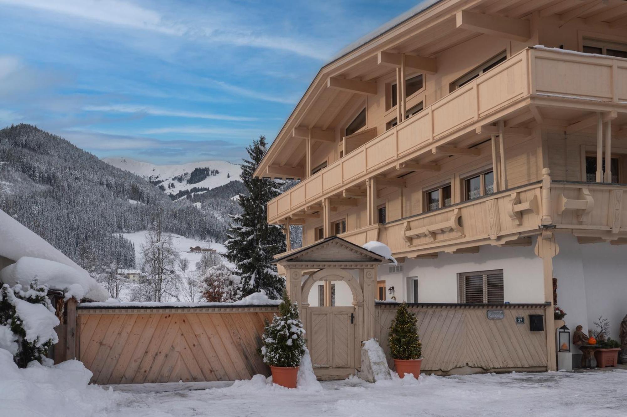 Appartement Alte Bildhauerei Aurach bei Kitzbuehel